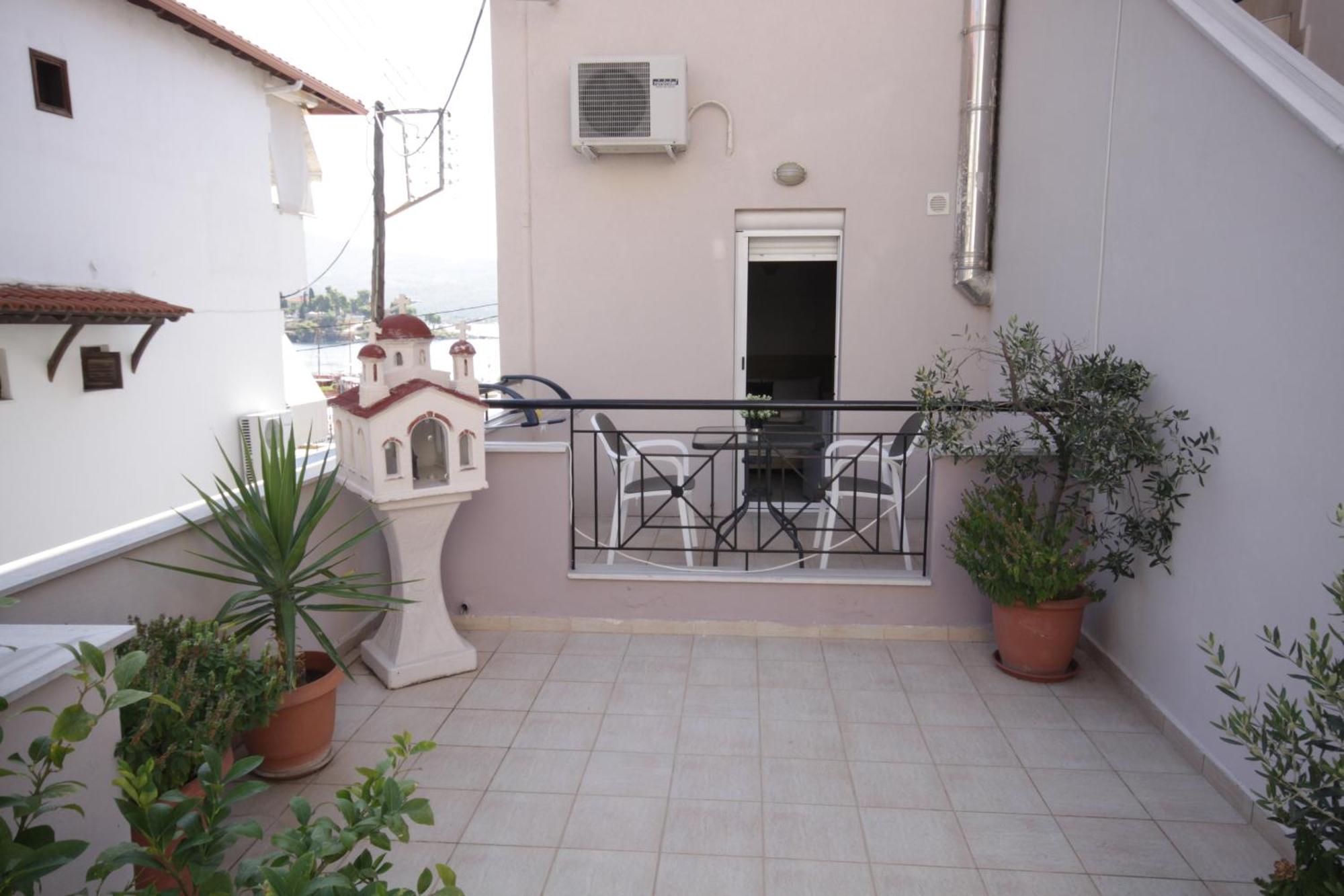 Portodream Studios & Apartments Neos Marmaras Bagian luar foto