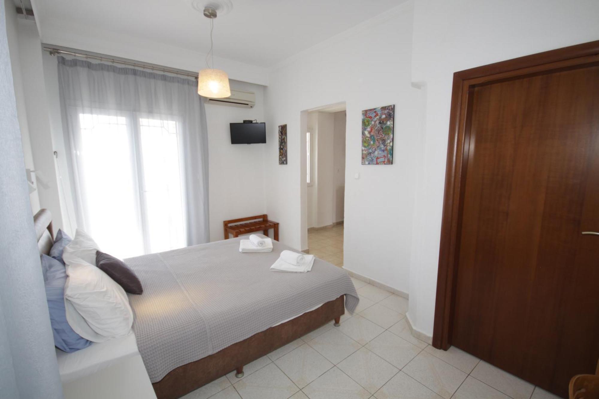 Portodream Studios & Apartments Neos Marmaras Bagian luar foto