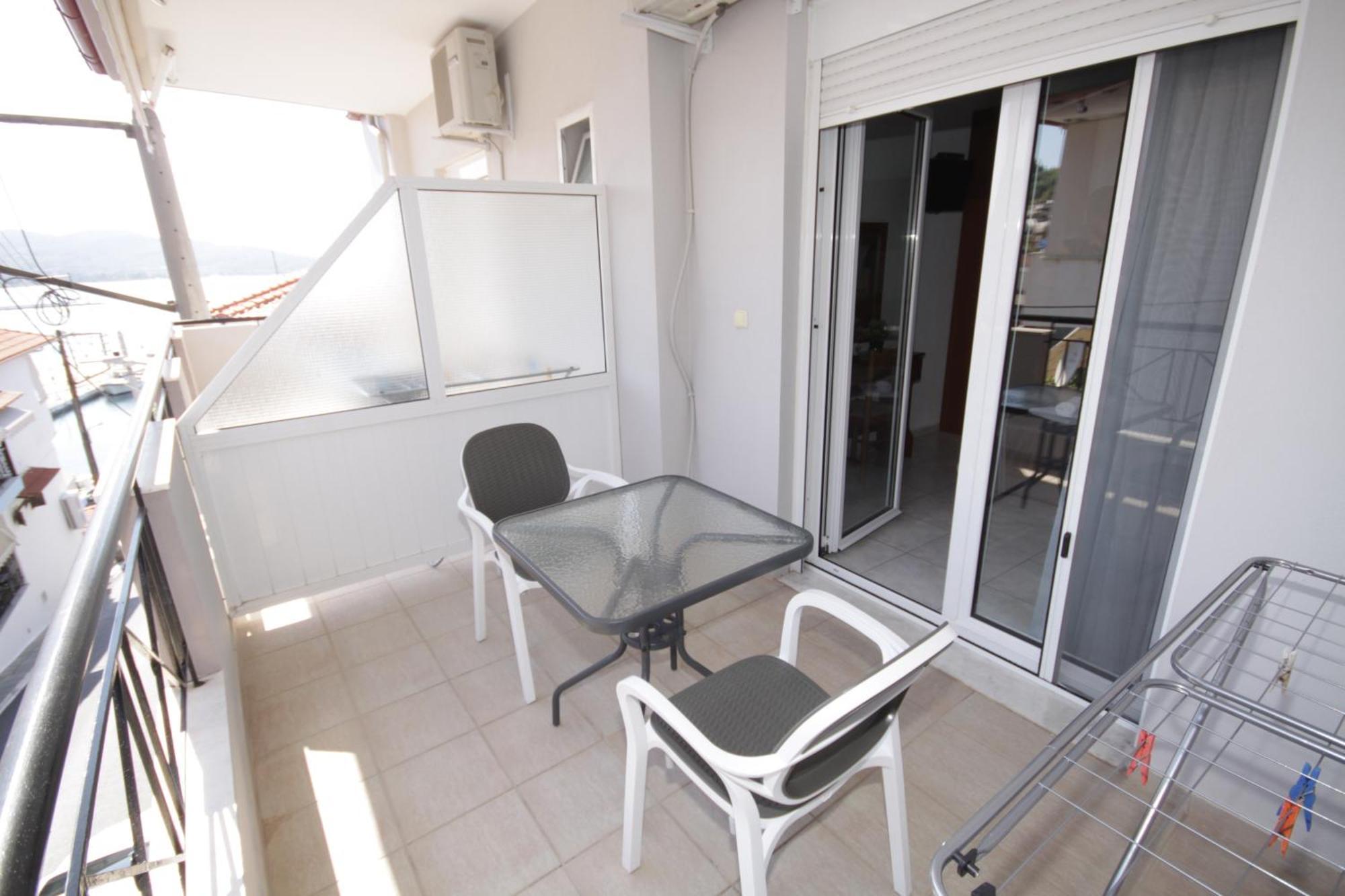 Portodream Studios & Apartments Neos Marmaras Bagian luar foto